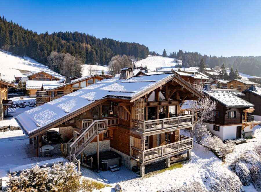 Experience the epitome of alpine luxury in this stunning chalet.