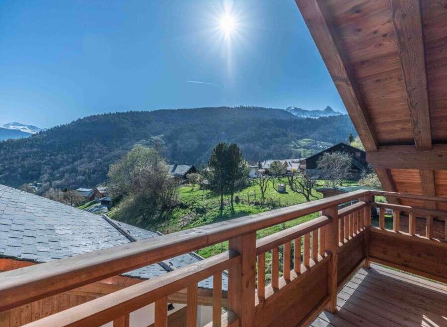 Enjoy breathtaking mountain views from this stunning property.