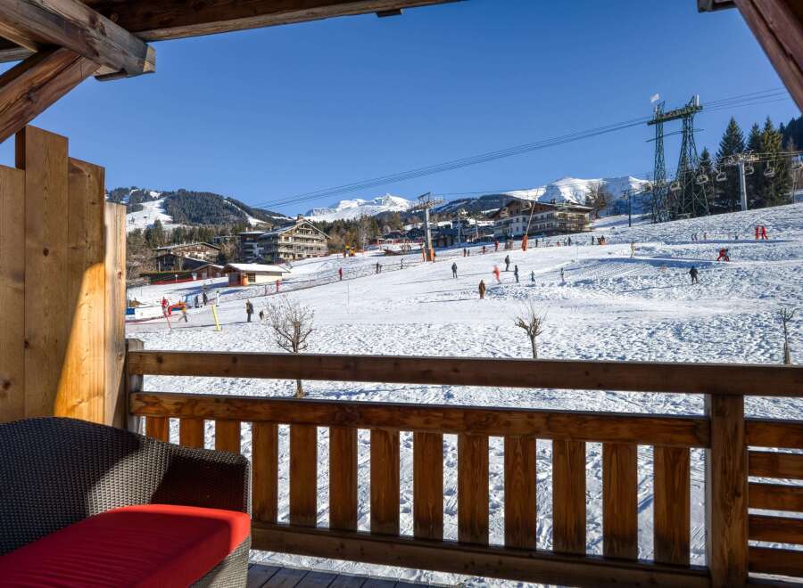 Enjoy breathtaking mountain views from this stunning property! This home offers a cozy balcony, perfect for relaxing and taking in the fresh air.