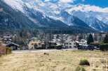 Discover breathtaking mountain views from this charming property.