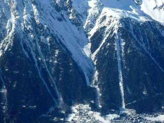 Discover a stunning property nestled in the heart of a picturesque mountain town.
