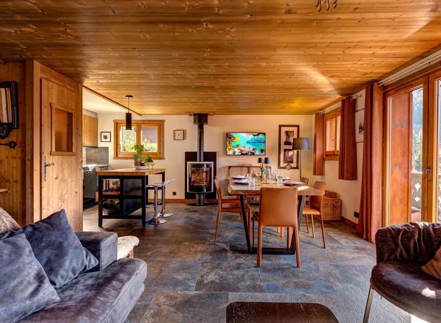 Experience the warmth of this charming chalet, perfect for a cozy retreat.