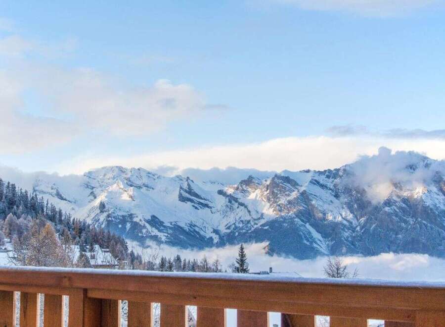 Enjoy breathtaking mountain views from this stunning property.