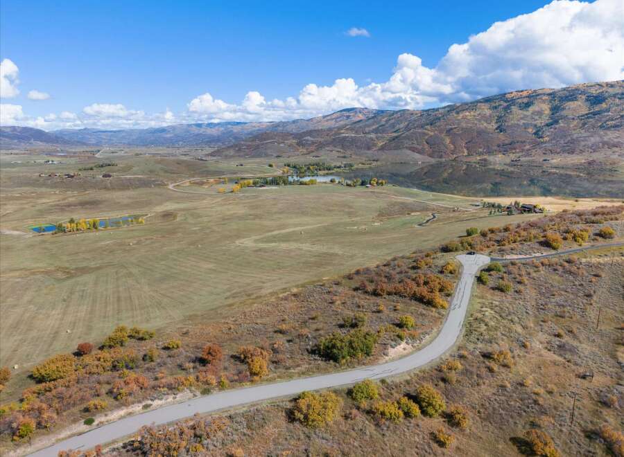 Discover the epitome of luxury living in this stunning property, offering breathtaking views of the surrounding mountains and serene landscapes.