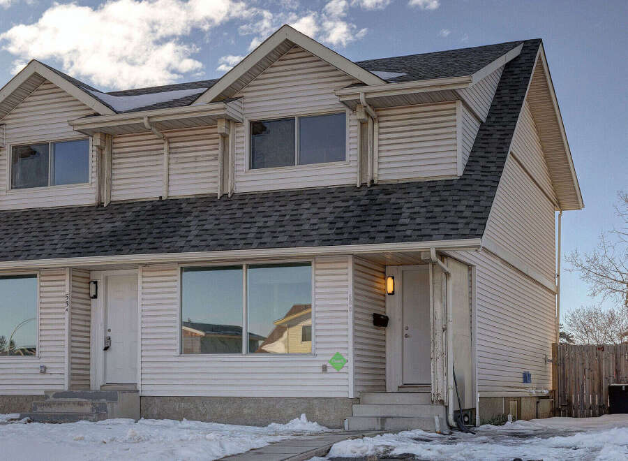 Discover this charming property featuring a well-maintained exterior and a welcoming facade.