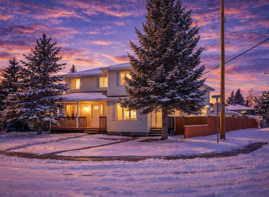 Discover this charming two-story home, ideally situated in a serene neighborhood.