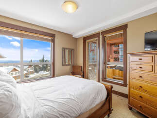 Experience the ultimate in luxury and comfort in this stunning bedroom.