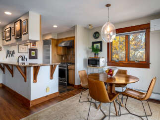 Step into this beautifully designed kitchen and dining area, perfect for both everyday living and entertaining.