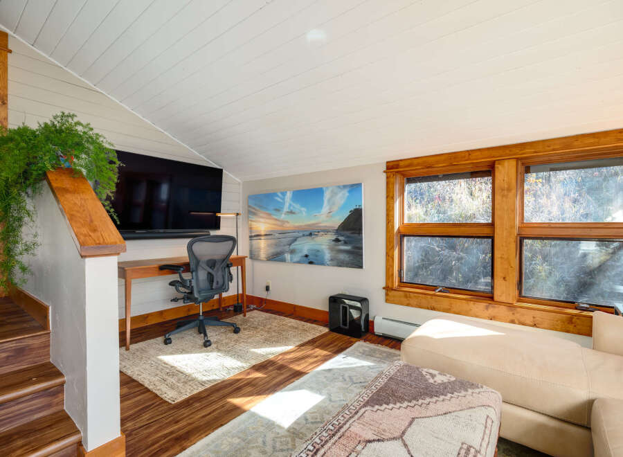 Discover the perfect blend of comfort and style in this inviting living space.