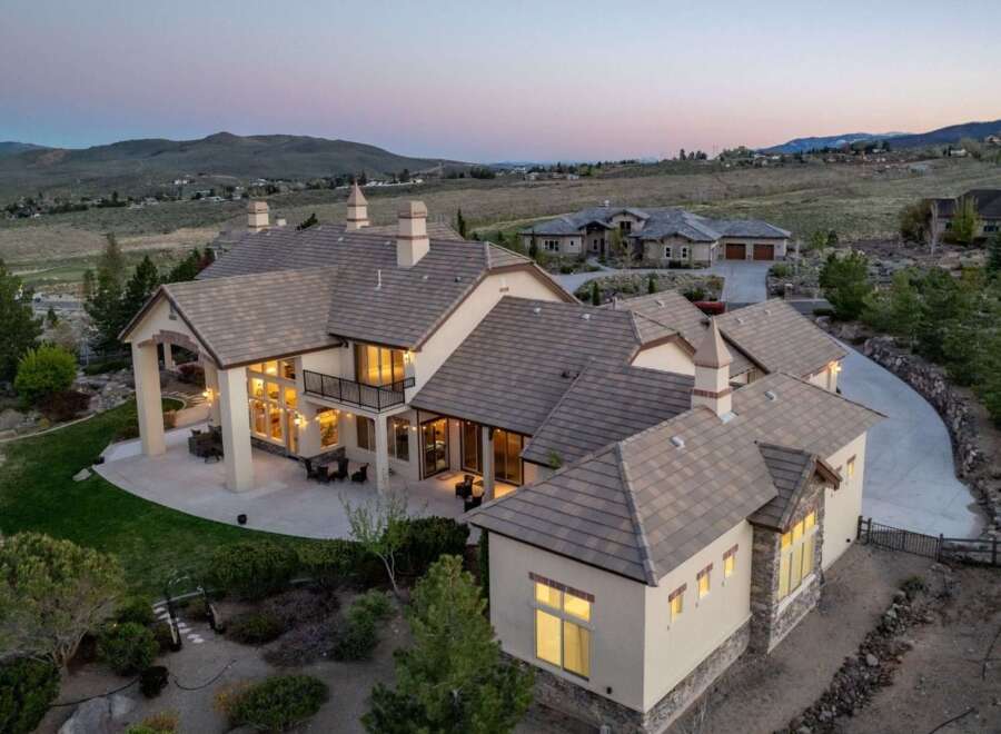 Experience luxury living in this stunning estate, featuring a spacious layout and exquisite design.
