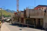 Discover this prime real estate opportunity in a picturesque mountain setting.