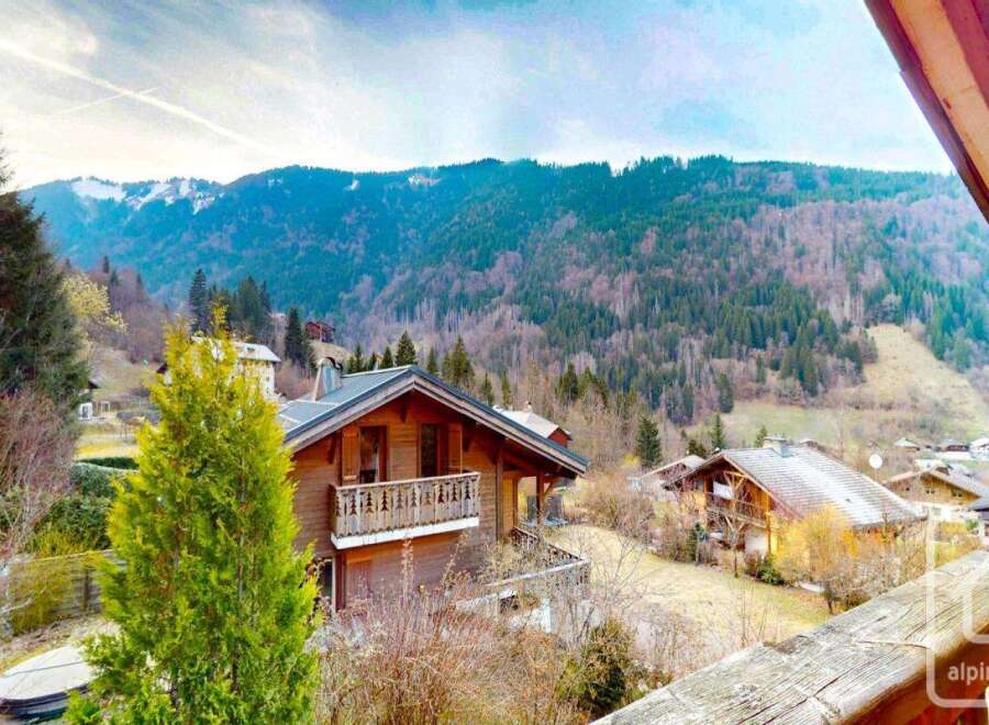 Discover the charm of this stunning property nestled in a picturesque mountain setting.