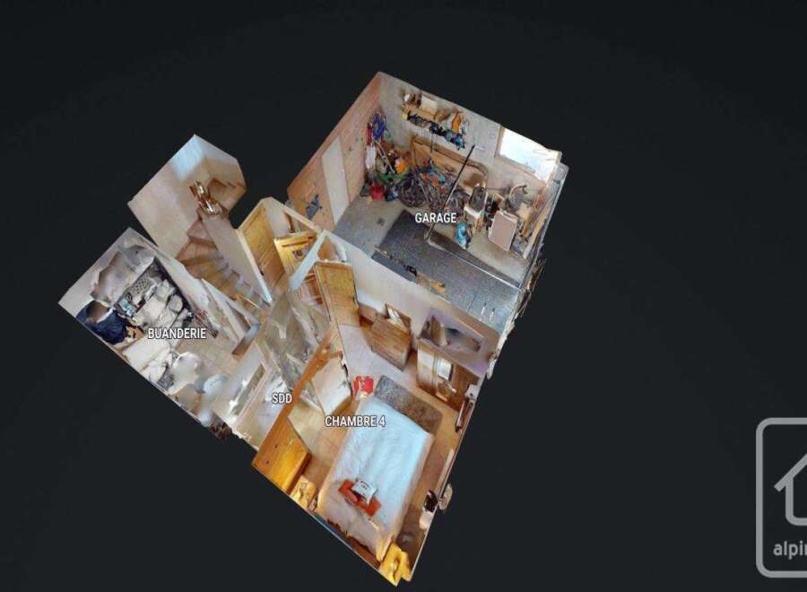 Discover this stunning property featuring a garage, a bedroom, and a laundry room.