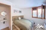 Discover this charming bedroom, perfect for a cozy retreat.