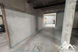 Discover this spacious parking space, perfect for secure vehicle storage.