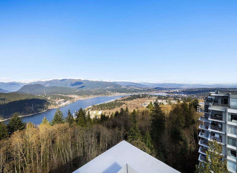 Experience breathtaking views from this stunning property! This home offers panoramic vistas of the mountains, water, and city skyline.