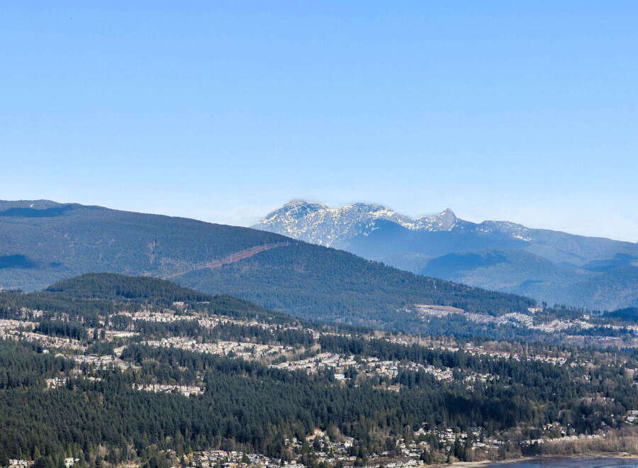 Experience breathtaking views from this stunning property nestled in the heart of nature.