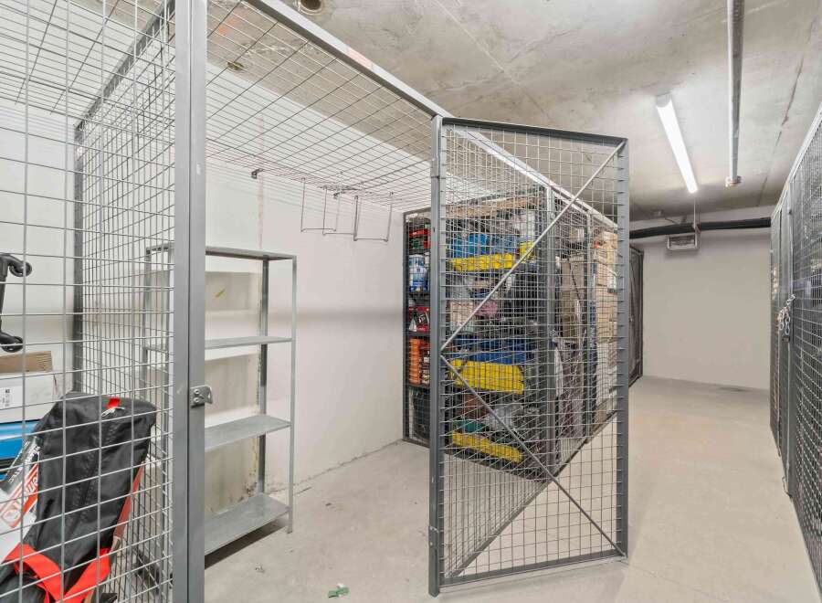 Discover secure and organized storage solutions with these versatile wire mesh units.