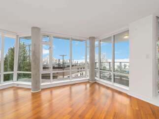 For Sale in Vancouver with 2 Bedrooms and 2 Bathrooms