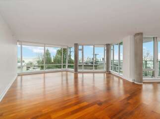 For Sale in Vancouver with 2 Bedrooms and 2 Bathrooms