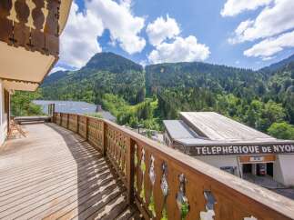 Enjoy breathtaking mountain views from this stunning property.