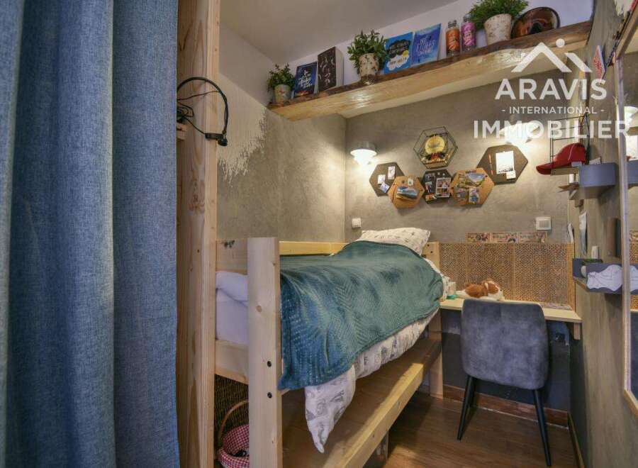 Discover this cozy and stylish bedroom, perfect for a comfortable living experience.