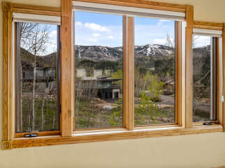 Enjoy breathtaking mountain views from this stunning property.