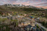 Discover luxury living in this stunning mountain retreat.