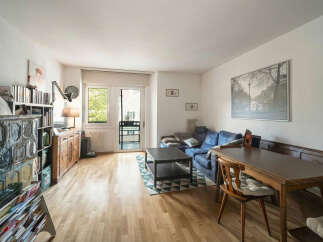 Discover this charming living space, perfect for comfortable living.