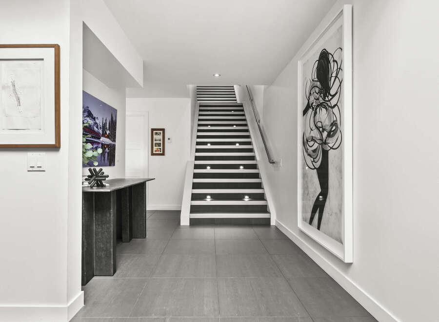 Step into modern elegance with this stunning property.