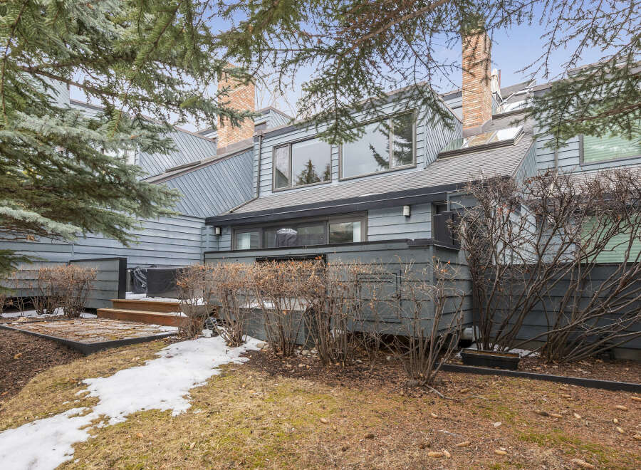 Discover a charming property with a unique architectural design.