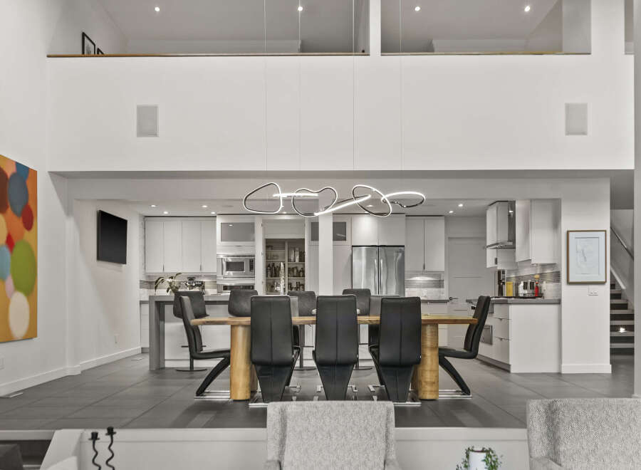 This stunning modern home boasts a spacious open-concept design, perfect for entertaining.
