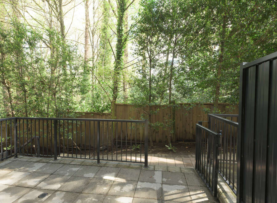 Enjoy the tranquility of this outdoor space, perfect for relaxation and entertaining.