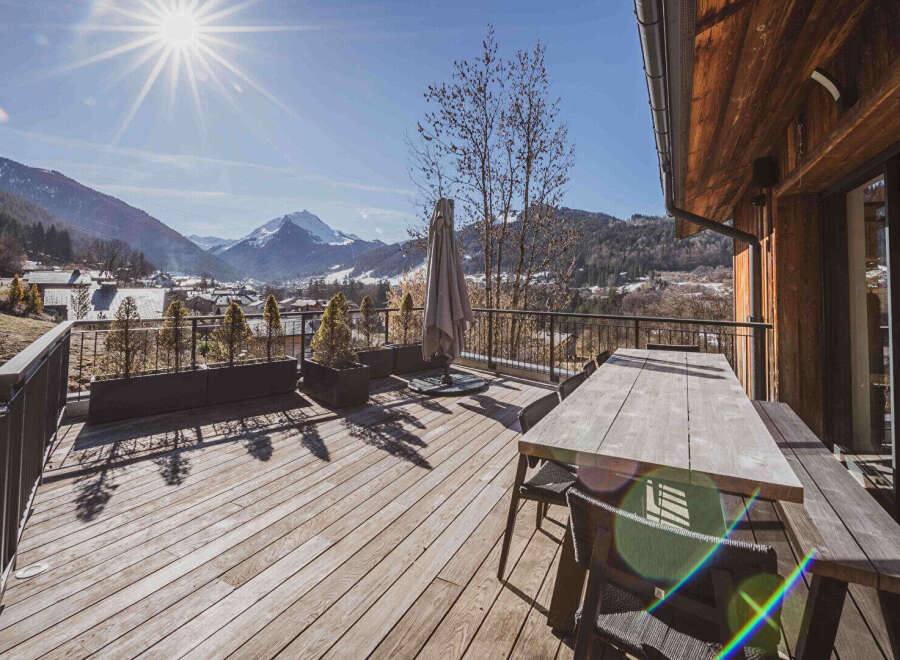 Enjoy breathtaking mountain views from this stunning property.
