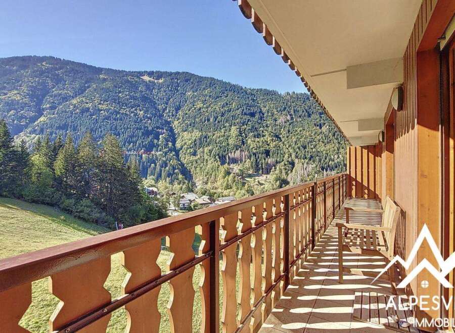 Enjoy breathtaking mountain views from this stunning property.