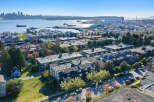 Discover stunning waterfront living in this beautiful property, offering breathtaking views and a prime location.