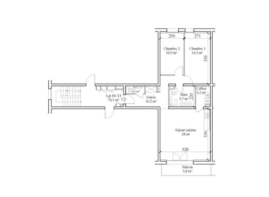 Discover this stunning apartment featuring two bedrooms, perfect for families or individuals seeking space and comfort.