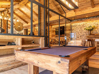 Experience luxury living in this stunning property featuring a rustic yet modern design.