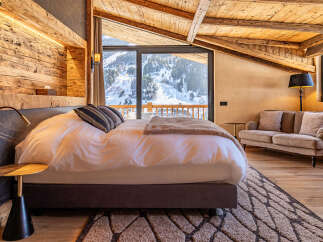 Experience the ultimate in luxury and comfort in this stunning bedroom.