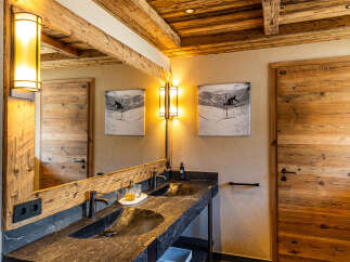 Experience rustic elegance in this stunning bathroom.