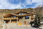 Discover the charm of this stunning stone-built property, nestled in a picturesque mountain setting.