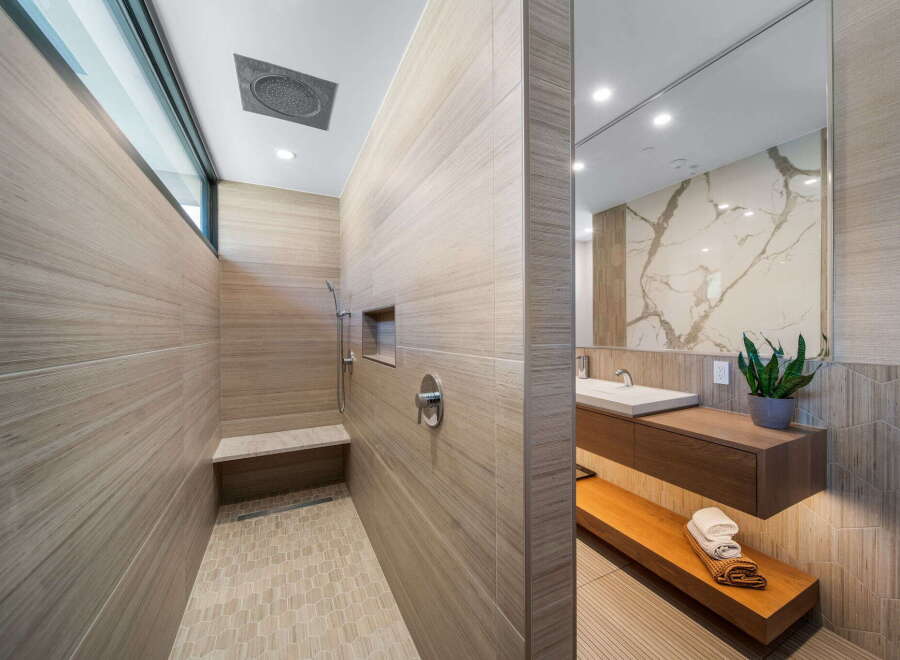 Step into luxury with this stunning bathroom design.