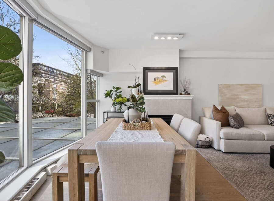 This stunning property boasts a bright and airy dining area, perfect for entertaining.