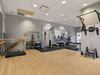 This well-equipped gym offers a variety of workout options, perfect for maintaining a healthy lifestyle.