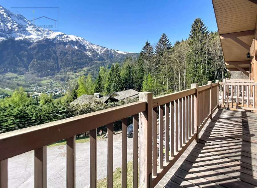 Enjoy breathtaking mountain views from this stunning property.