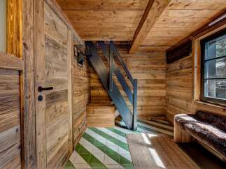 Step into rustic elegance with this stunning entryway.