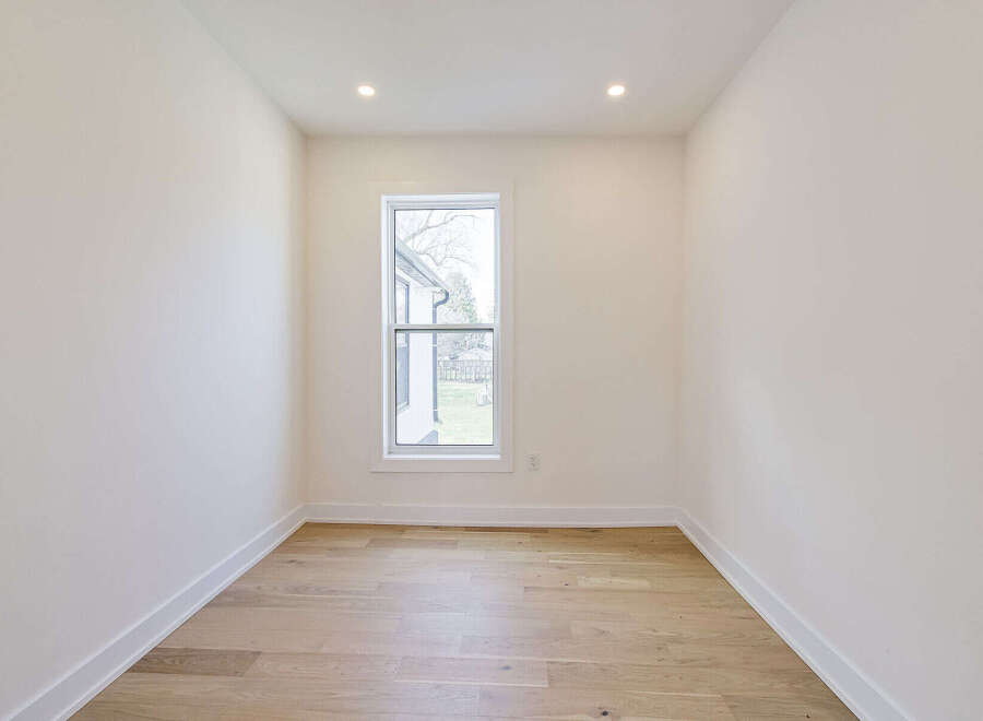 This stunning property boasts a bright and airy interior, perfect for creating your dream space.