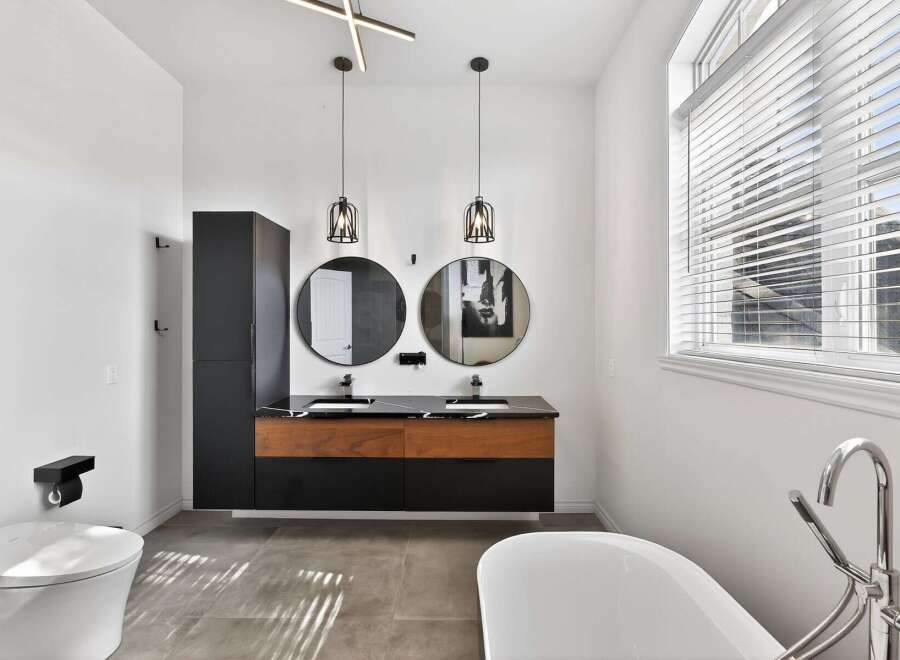 Step into luxury with this stunning bathroom design.