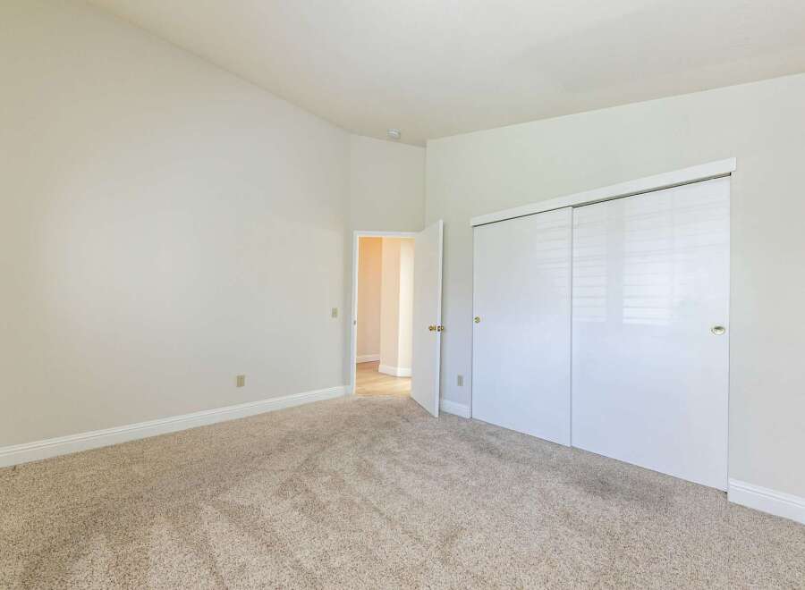 Step into this inviting bedroom, featuring a spacious layout and neutral tones that create a serene atmosphere.