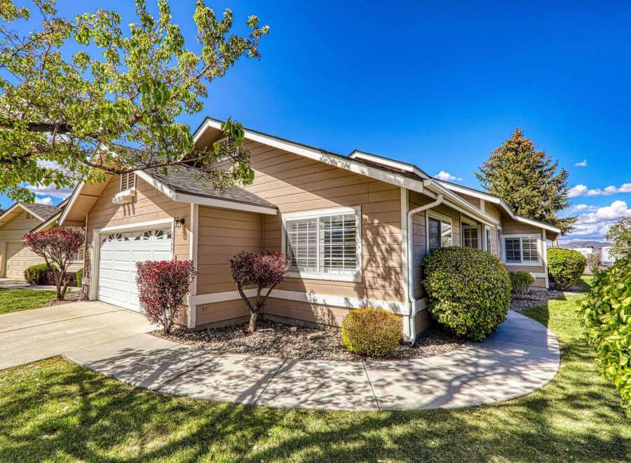 Discover this charming property featuring a well-maintained exterior and inviting curb appeal.